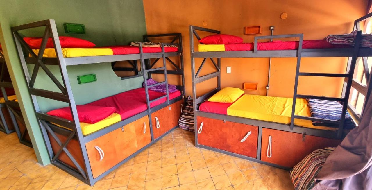 Circo Hostel Ασουνσιόν Εξωτερικό φωτογραφία