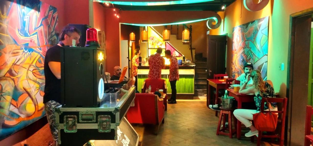 Circo Hostel Ασουνσιόν Εξωτερικό φωτογραφία